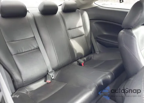 2011 Honda Accord 2.4 Ex z USA, uszkodzony, nr VIN 1HGCS1B7XBA008693